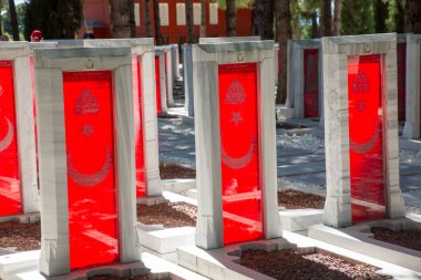 Çanakkale, Türkiye - 29 Mayıs 2024: Çanakkale Şehitleri Anıtı, Gelibolu Muharebesi 'ne katılan Türk askerlerinin anısına düzenlenen bir savaş anıtıdır..