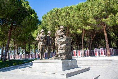 Çanakkale, Türkiye - 26 Mayıs 2024 / Çanakkale Şehitleri Anıtı Gelibolu Muharebesi 'ne katılan Türk askerlerinin anısına düzenlenen bir savaş anıtıdır.. 