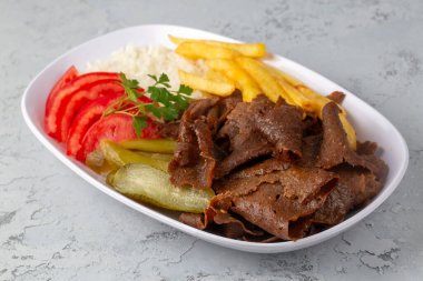 Et donör menüsü, tabakta İskender menüsü, Türk özel et donörü, yiyecek, özel menü (Türkçe adı; pilav ustu et donör))