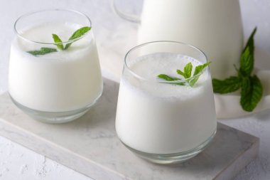  Türk içeceği ayran, kefir veya yoğurttan yapılan ayran