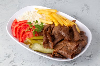 Et donör menüsü, tabakta İskender menüsü, Türk özel et donörü, yiyecek, özel menü (Türkçe adı; pilav ustu et donör))