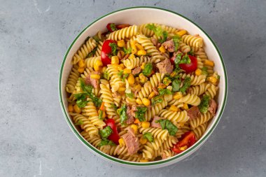 Ton balıklı makarna nefis görünüyor.