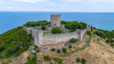 Platamon Kalesi, Pieria, Makedonya, Yunanistan'ın havadan görünümü