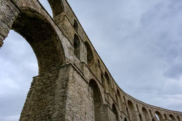 Kavala, Yunanistan. Kavala Kalesi - 15. yüzyıldan kalma bir şatonun kalıntıları 
