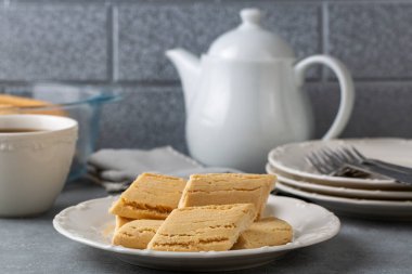 Geleneksel Lezzetli Türk tatlısı; un kurabiyesi (un kurabiyesi))