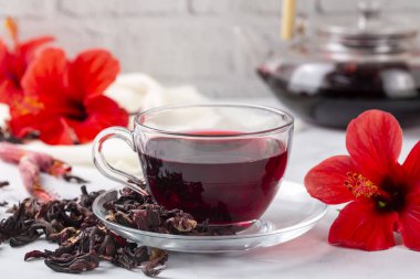 Ebegümeci çayı, çiçek ve kuru çiçeği 