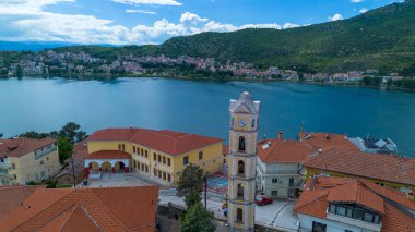 Yunanistan 'ın kuzeyinde Kastoria ve Orestiada Gölü