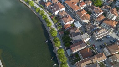 Yunanistan 'ın kuzeyinde Kastoria ve Orestiada Gölü