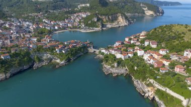 Türkiye 'nin Bartin ilinin Amasra ilçesine insansız hava aracı ile hava görüntüsü.