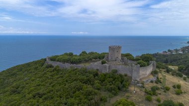 Platamon Kalesi, Pieria, Makedonya, Yunanistan'ın havadan görünümü