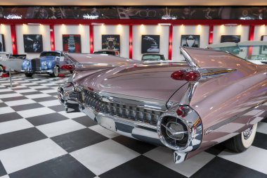 İzmir - Türkiye, 01 Mayıs 2025, Key Museum en kapsamlı klasik araba ve motosiklet müzesi, Torbali - İzmir