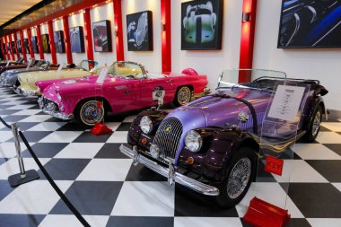 İzmir - Türkiye, 01 Mayıs 2025, Key Museum en kapsamlı klasik araba ve motosiklet müzesi, Torbali - İzmir