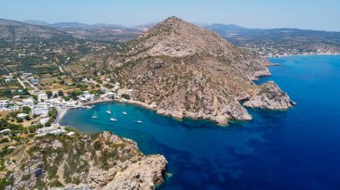 Chios Adası 'ndaki volkan plajı Mavra Volia Emporios