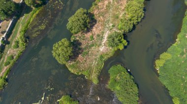 Bulgaristan 'ın Filibe kenti Maritsa nehri ve panoramasının şaşırtıcı hava manzarası