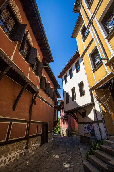 Архитектурно-исторический заповедник Древний Пловдив. Старый город расположен в центральной части города Пловдив на трех холмах. Пловдив, Болгария.