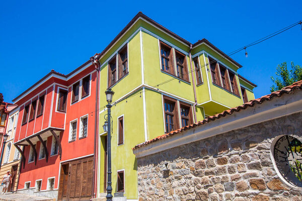 Архитектурно-исторический заповедник Древний Пловдив. Старый город расположен в центральной части города Пловдив на трех холмах. Пловдив, Болгария.