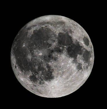 Dolunayın yüksek çözünürlüklü yakın çekimleri, karanlık bir gece gökyüzüne karşı krater detaylarını ve ay yüzeyinin dokusunu gösteriyor. Astronomi, bilim ve kozmik temalı görseller için mükemmel..