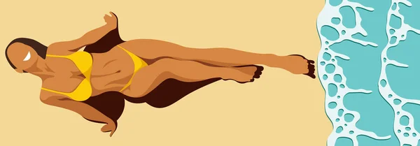 一个穿着黄色比基尼日光浴的漂亮晒黑的女孩在靠近大海的海滩上的病媒图片 从上面看 分离的元素 — 图库矢量图片