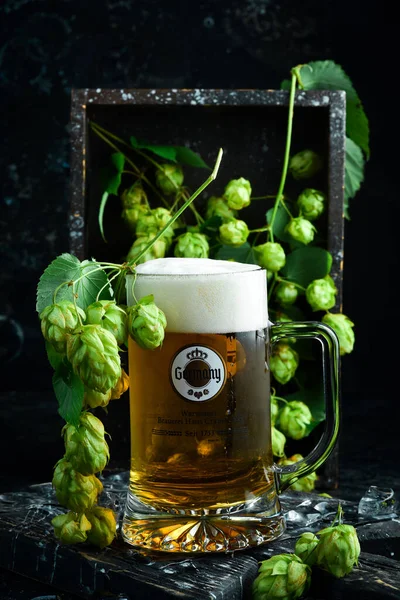 Ukraine Lviv September 2022 Warsteiner Beer Glass Black Background — Stock Photo, Image