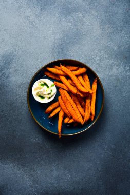 Kızarmış tatlı patates. Kapatın. Fast food.