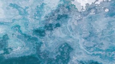 Okyanus Soyut Sıvı Hareketi Arkaplan 4K Döngü bir havuz veya bir döngü içinde su nedenlerine benzer sıvı hareket gösterir.