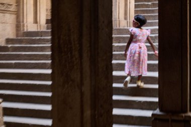 Adalaj Stepwell Hindistan 'ın tarihi kuyusu