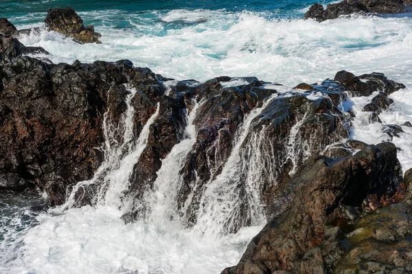Sea Waves Breaking Rocks Tenerife Canary Islands Spain Sunny Day — Stock Photo, Image