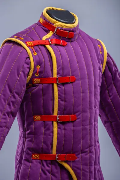 Canlı Mor Kolsuz Örtülü Ortaçağ Gambeson