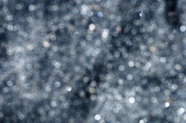 Parlak koyu arkaplan, Karanlık Üzerine Odaklanmış Işıklar 