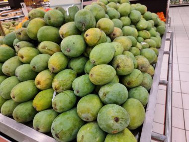 Mangoyu hipermarkette kapat. 