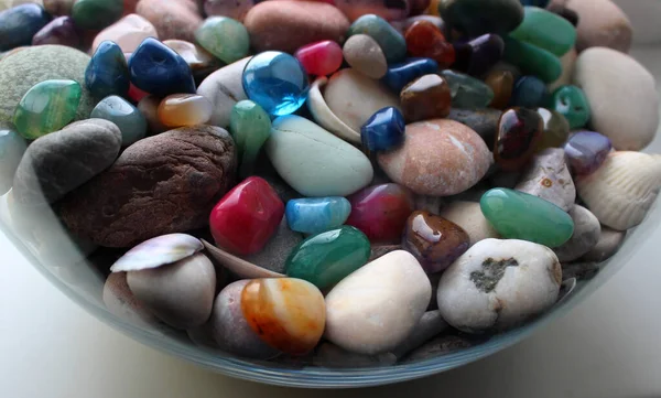 Colored Minerals Smooth Sea Stones Transparent Vase — Foto de Stock