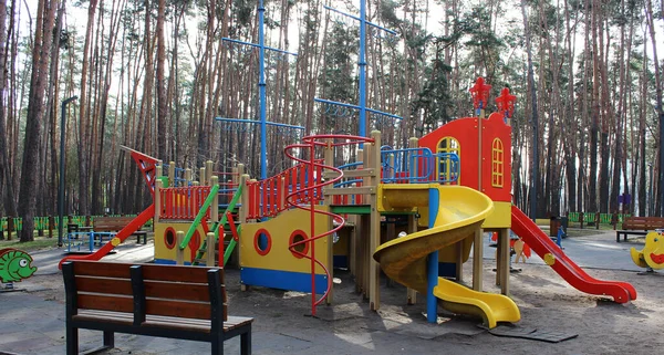Gran Parque Infantil Con Animación Activa Para Los Niños Parque —  Fotos de Stock