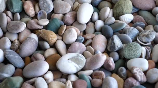 Superfície Pedras Suaves Coloridas Mar Gira Torno Vídeo Resolução — Vídeo de Stock