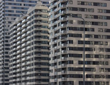 Tipik yüksek binalı modern şehir mimarisi