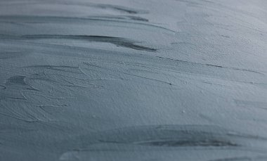 Çimento Yüzeyindeki Gri Boyanın Değişken Darbelerinin Soyut Düzeni Yakından Bakış Açısı