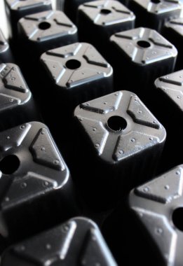 Dikey Hikaye için Delik desenli Soyut Plastik Parçalar