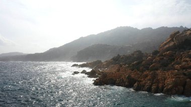 Dalgalarda Denizden Görüntü Rocky Sahili Havacılık Manzarası