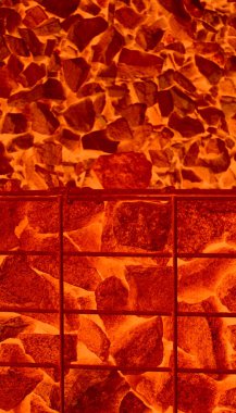 Eritme fırınında yanan cevher taşlarının deseni demir örgüsüyle ayrılmış. Dikey hikaye için patlama fırınında yanan cevher çizimi