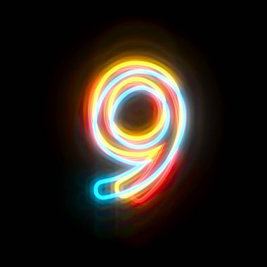 Dokuz numaralı neon yazı tipi üç renk. NINE 3D resim çizimi siyah arkaplanda izole edildi