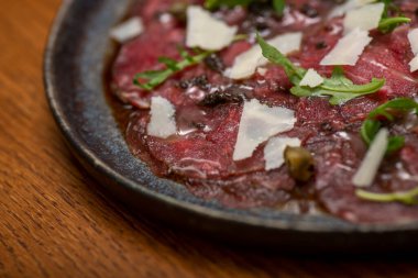 Lezzetli taze İtalyan bifteği