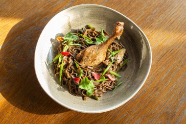 Kase sebzeli erişte