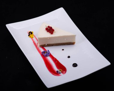 Beyaz tabak Cheesecake