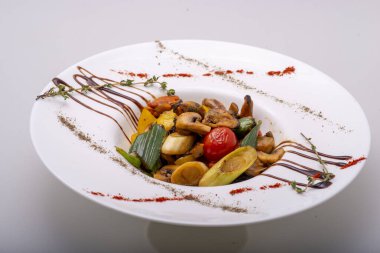 Etli lezzetli makarna