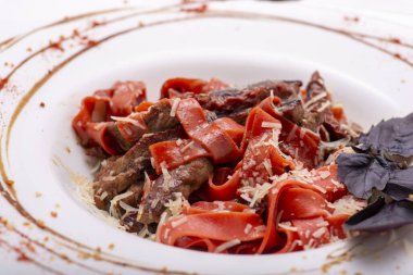 Domates soslu İtalyan makarnası.