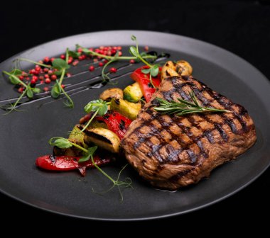 Sebzeli biftek ve et