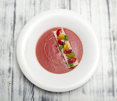 sebzeli çorba ve et