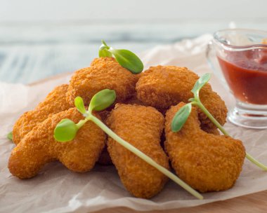 parmak tavuk ve bira.