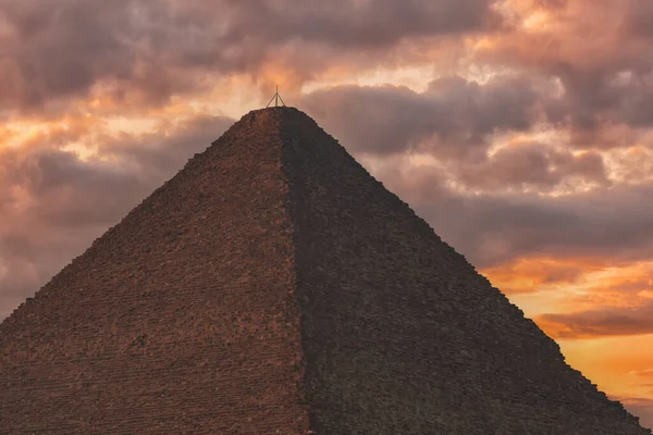 吉萨高原上最高 最有名的埃及金字塔 法老的金字塔 — 图库照片