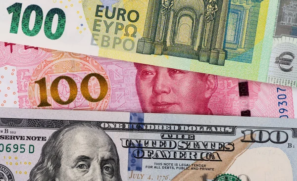Bankbiljetten Coupures Van 100 Dollar 100 Chinese Yuan 100 Euro — Stockfoto
