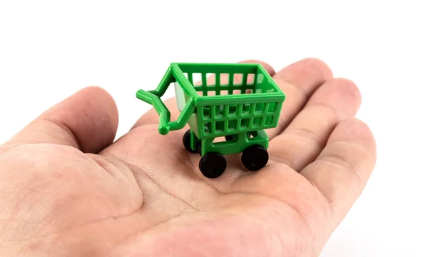 Süpermarketten Bir Adamın Avucundaki Minyatür Alışveriş Arabası — Stok fotoğraf